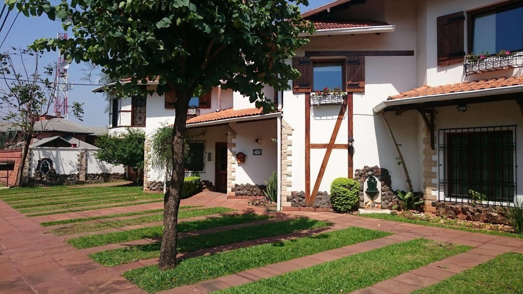 Apart Hotel Porta Westfalica Asunción Zewnętrze zdjęcie