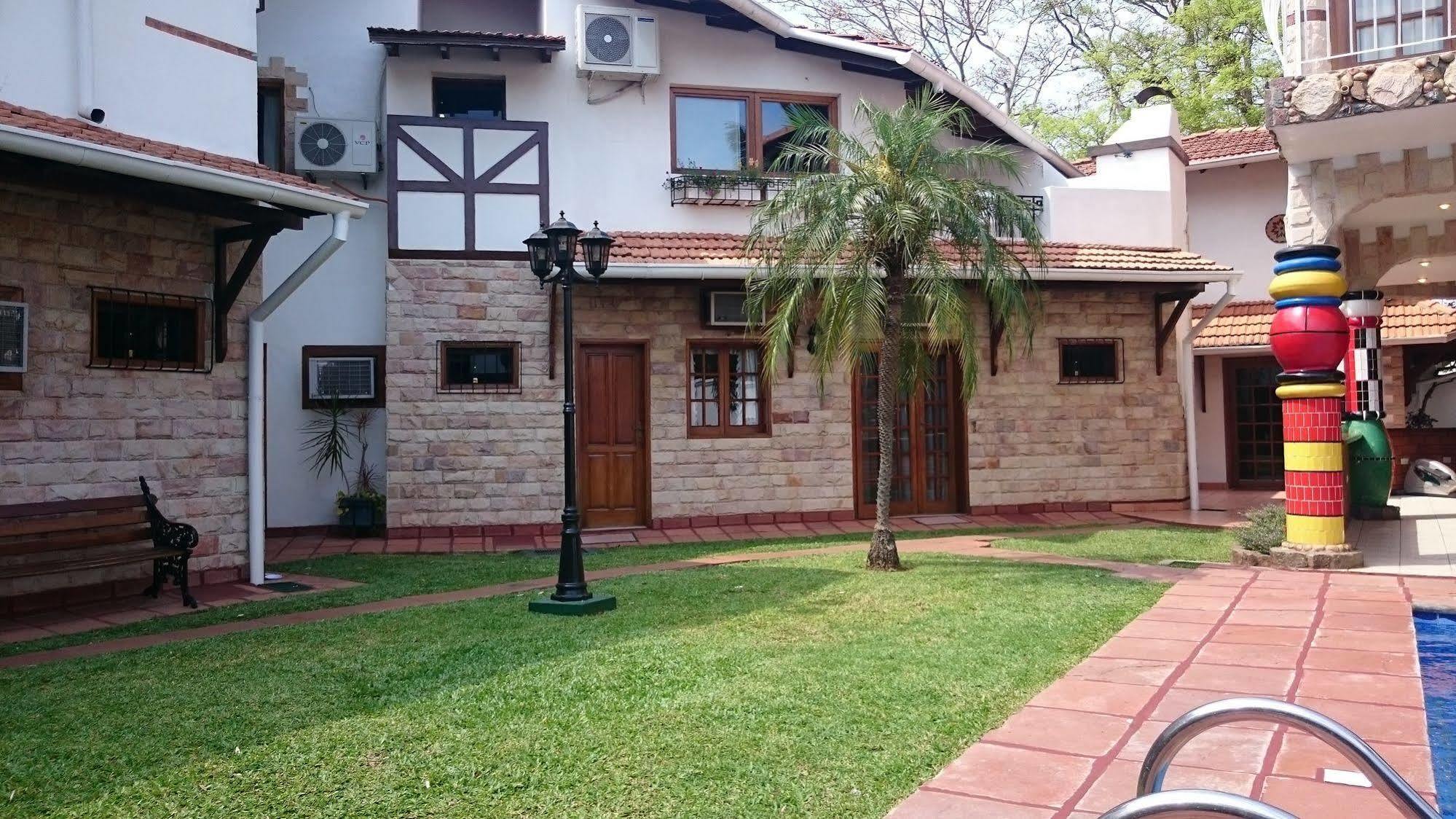 Apart Hotel Porta Westfalica Asunción Zewnętrze zdjęcie